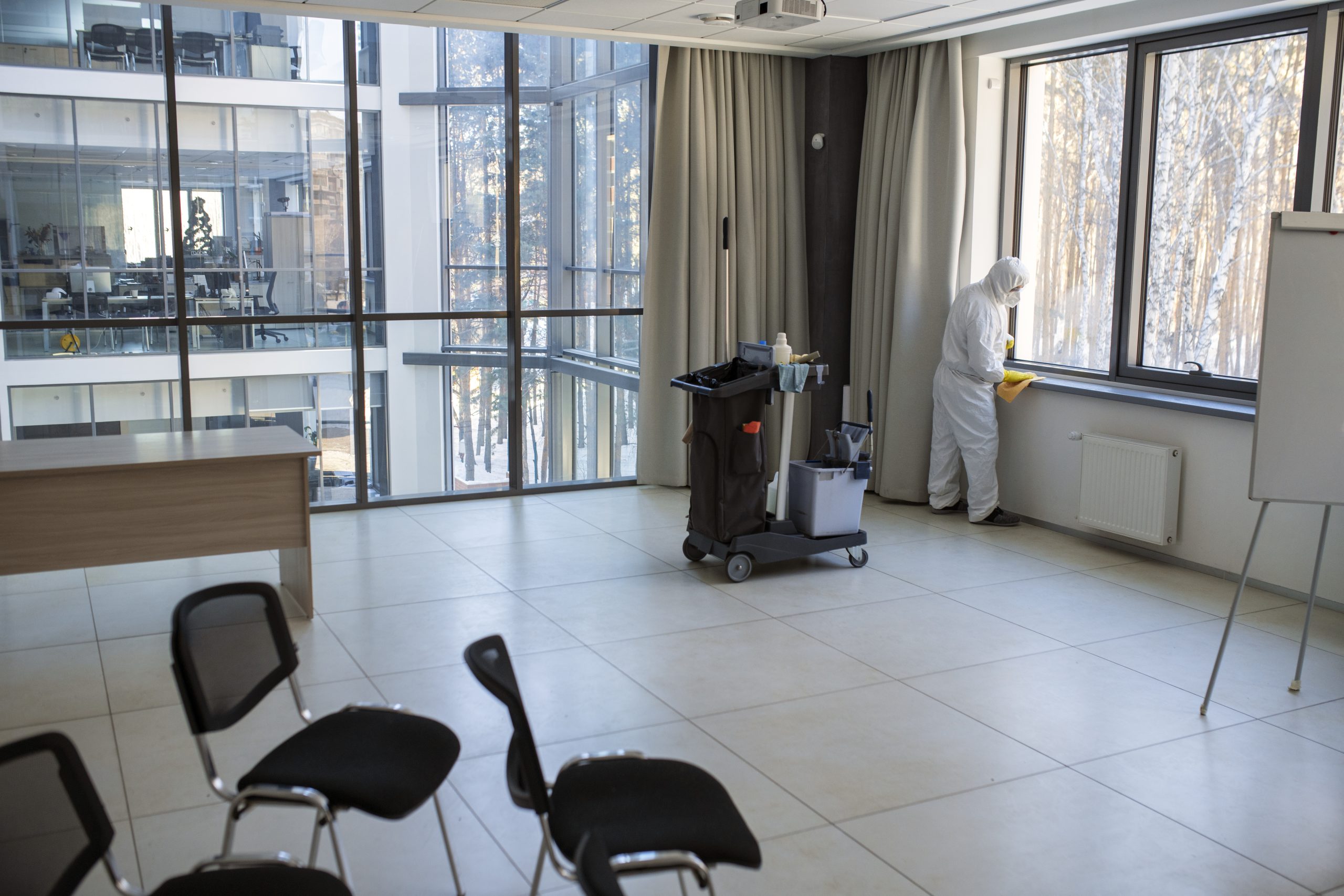 commercial office cleaning service